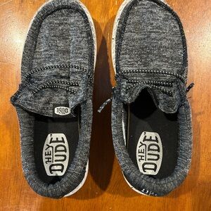 Hey Dude Wally Youth size 3Y